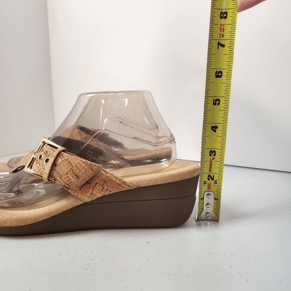 Aerosoles Comfort Memory Foam Wedges Thong Sandals Shoes Cork Womens size 10 - Picture 11 of 11
